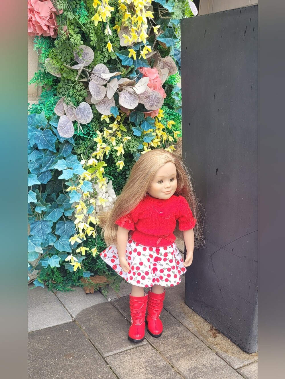 Maplelea Leonie Doll, includes Original Meet Outfit